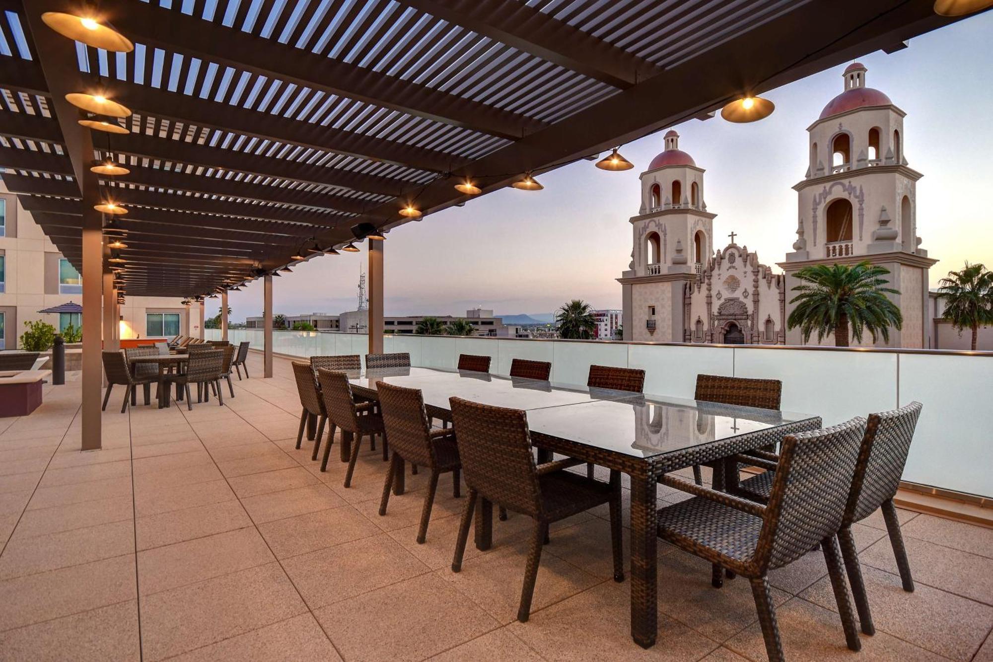 Home2 Suites By Hilton Tucson Downtown Exterior photo